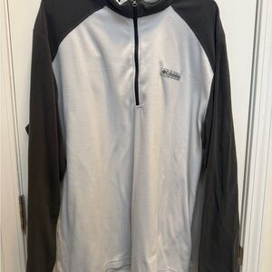 Columbia Black and Gray Fleece Pullover